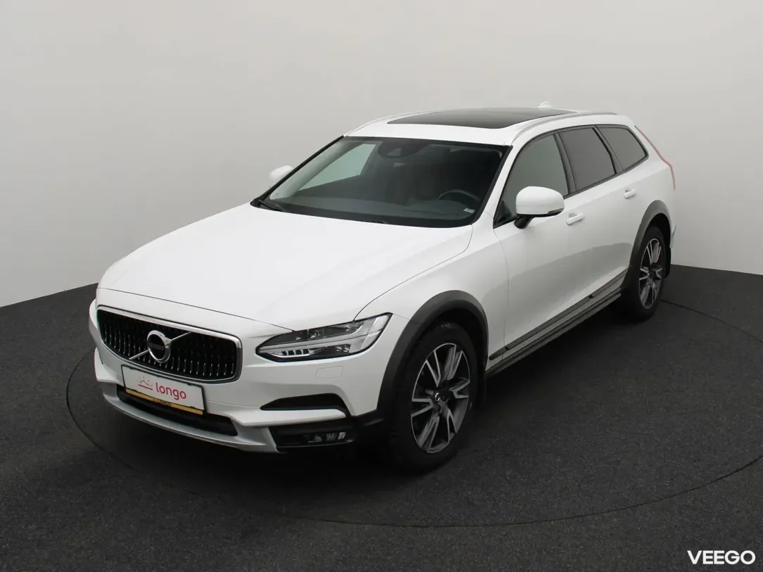 Volvo v90-cross-country 2 173kW