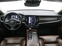 Volvo v90-cross-country 2 173kW thumbnail