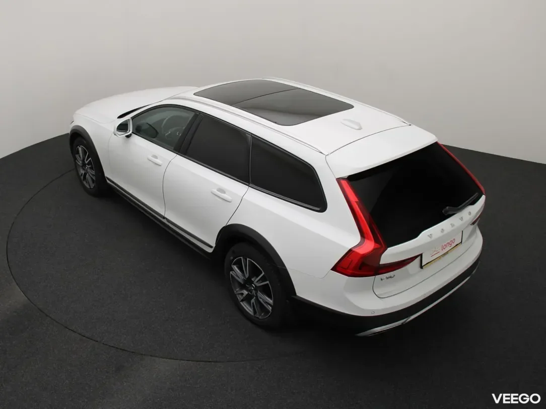 Volvo v90-cross-country 2 173kW