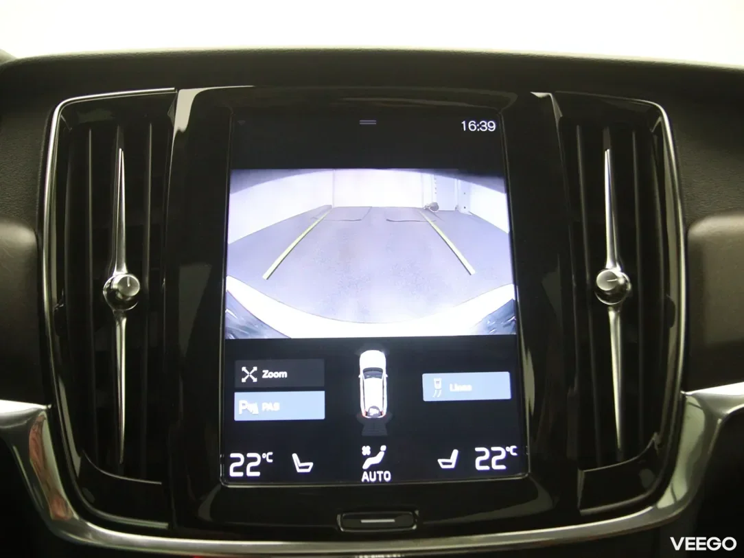 Volvo v90-cross-country 2 173kW