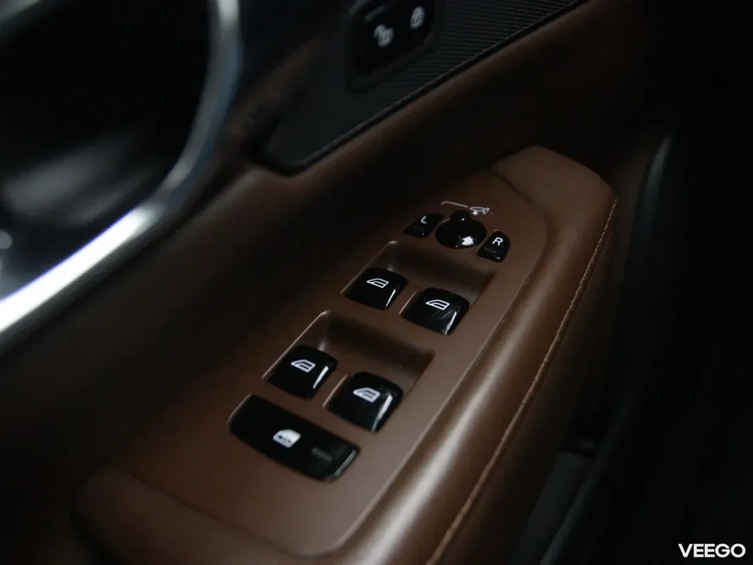 Volvo v90-cross-country 2 173kW