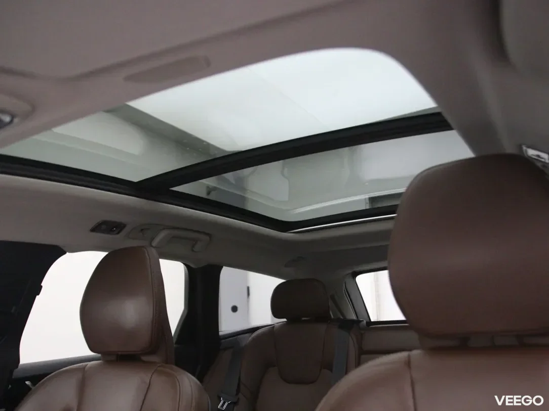 Volvo v90-cross-country 2 173kW