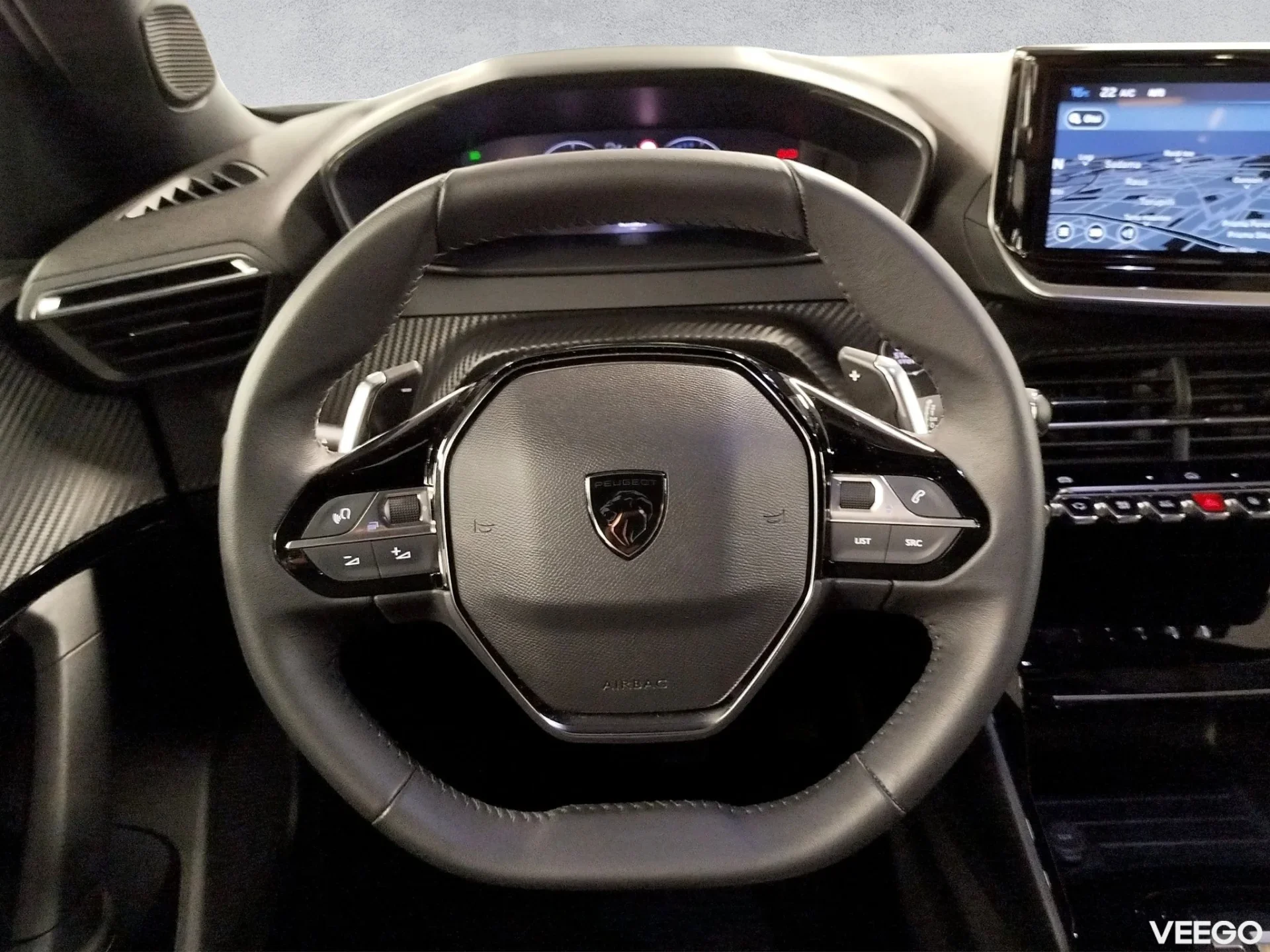 Peugeot 2008 Allure Hybrid 136 e-DCS6 100kW