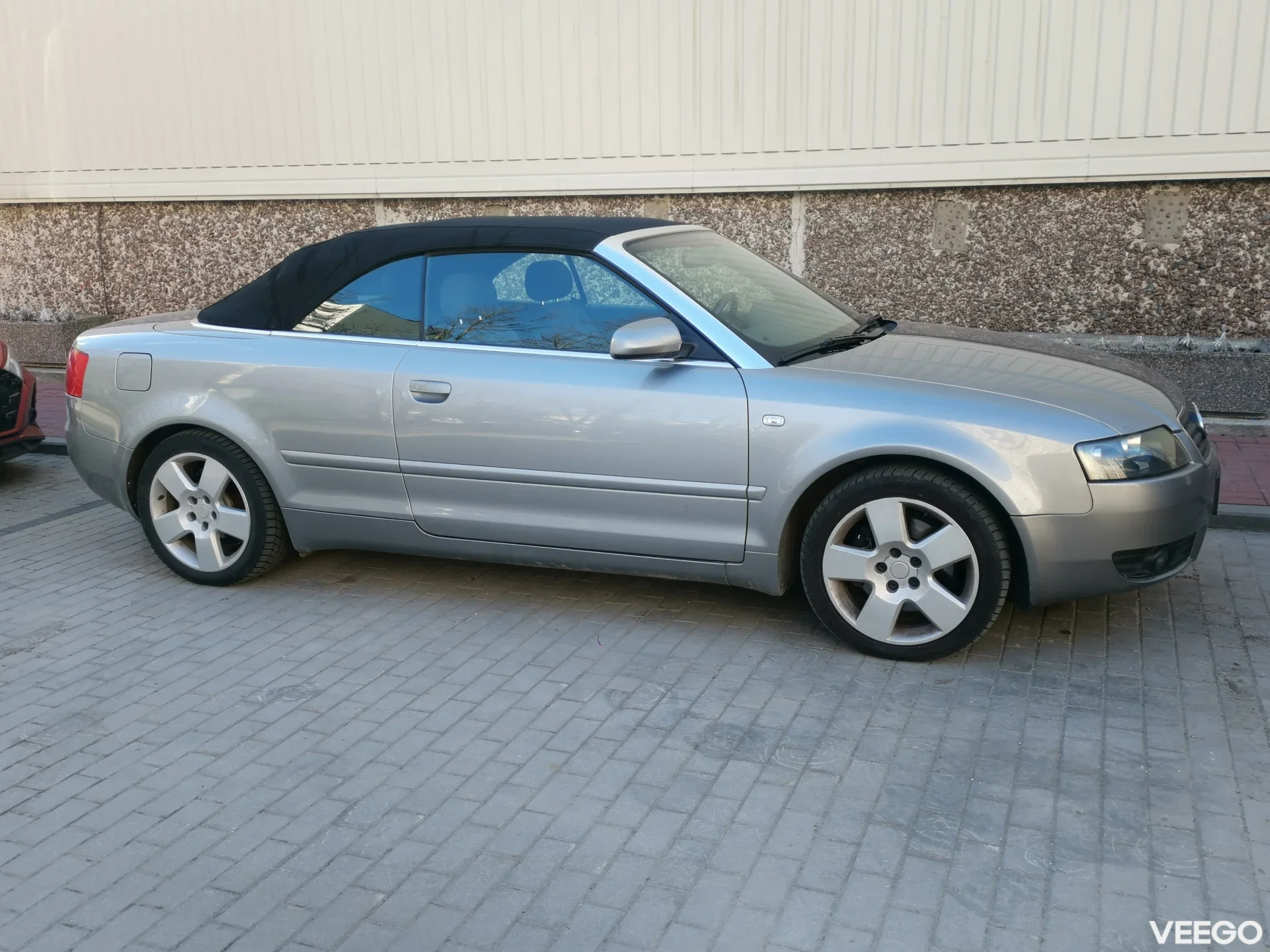 Audi A4 2.5 120kW
