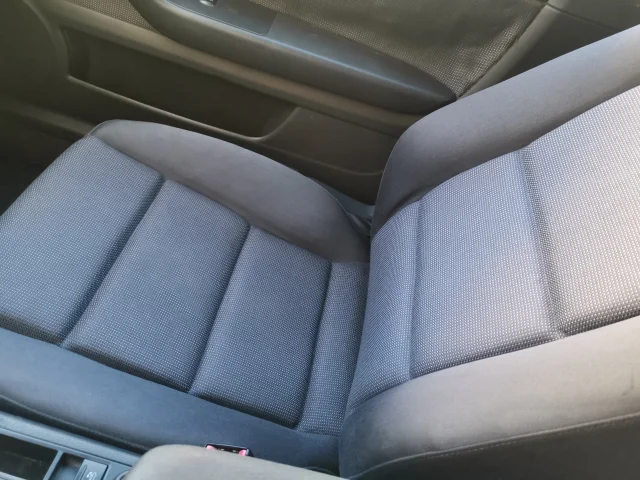 Image of Audi A4 2.5 120kW