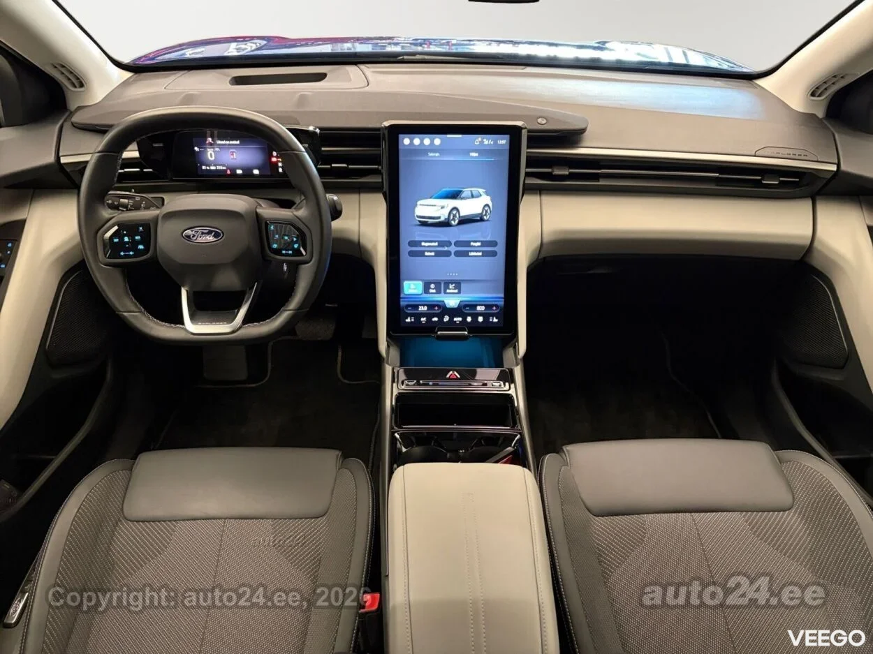 Ford Explorer 77 kW/h 210kW