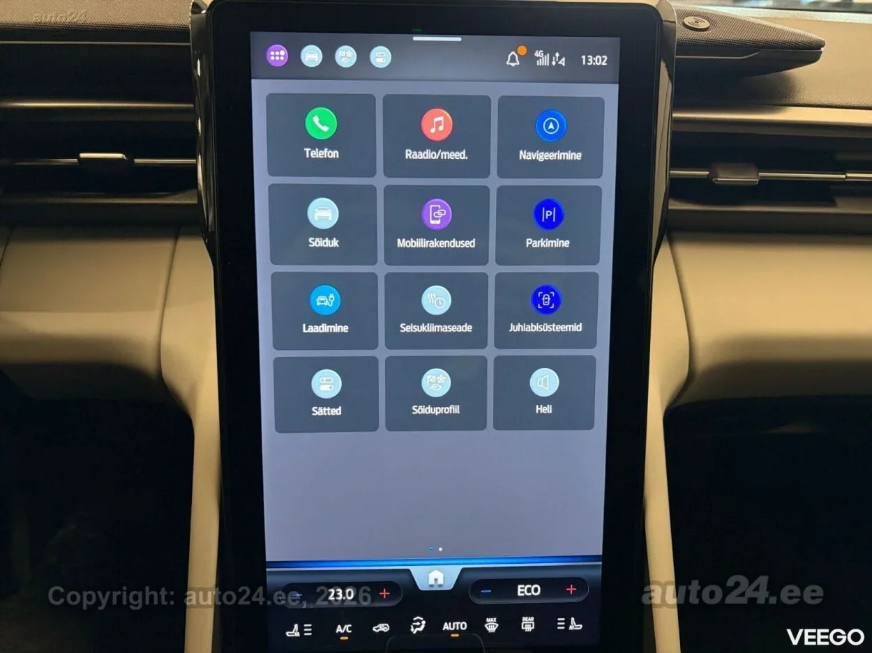 Ford Explorer 77 kW/h 210kW