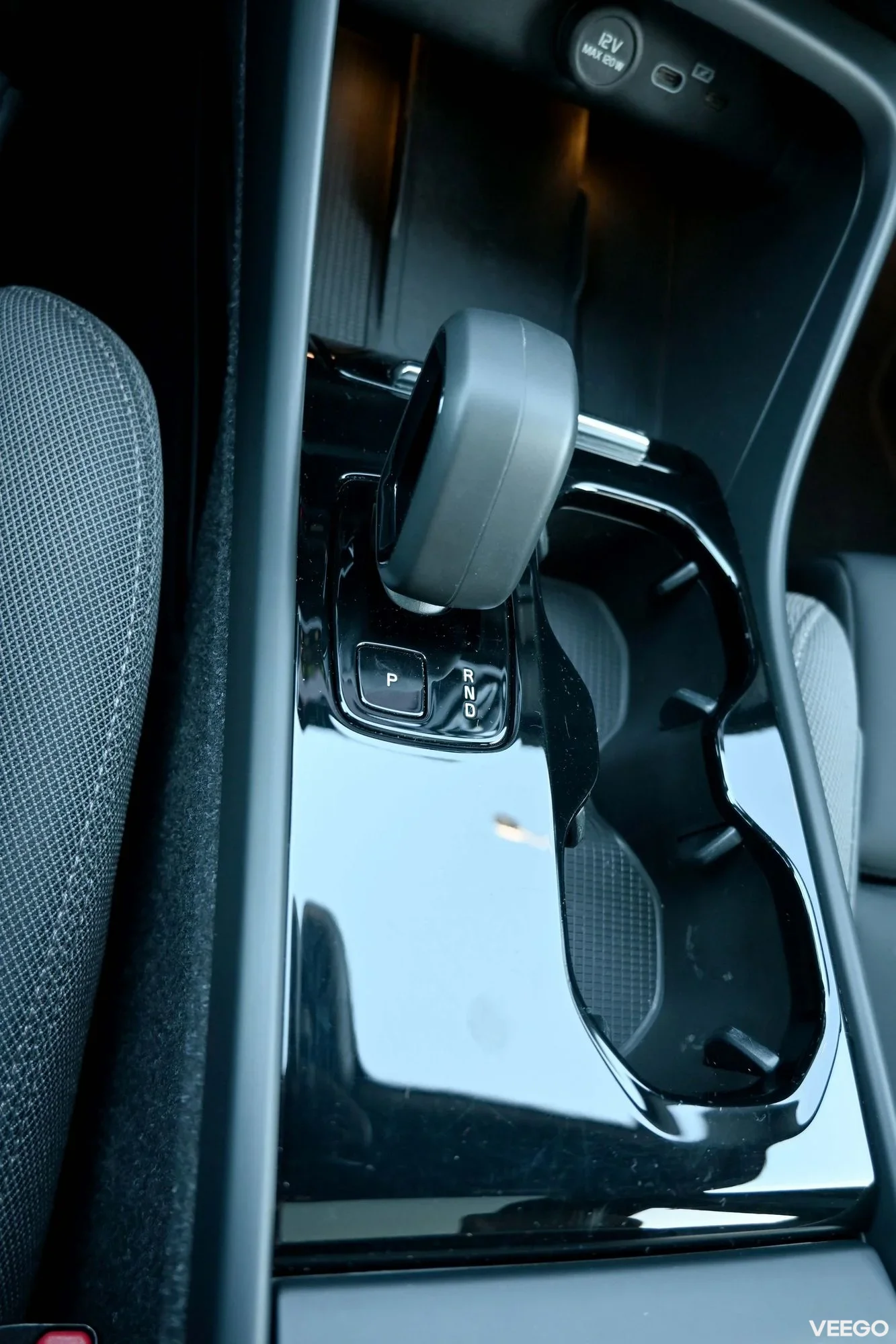 Volvo C40 AWD H&K ULTIMATE XENIUM INTELLI PRO FULL MY2023 300kW