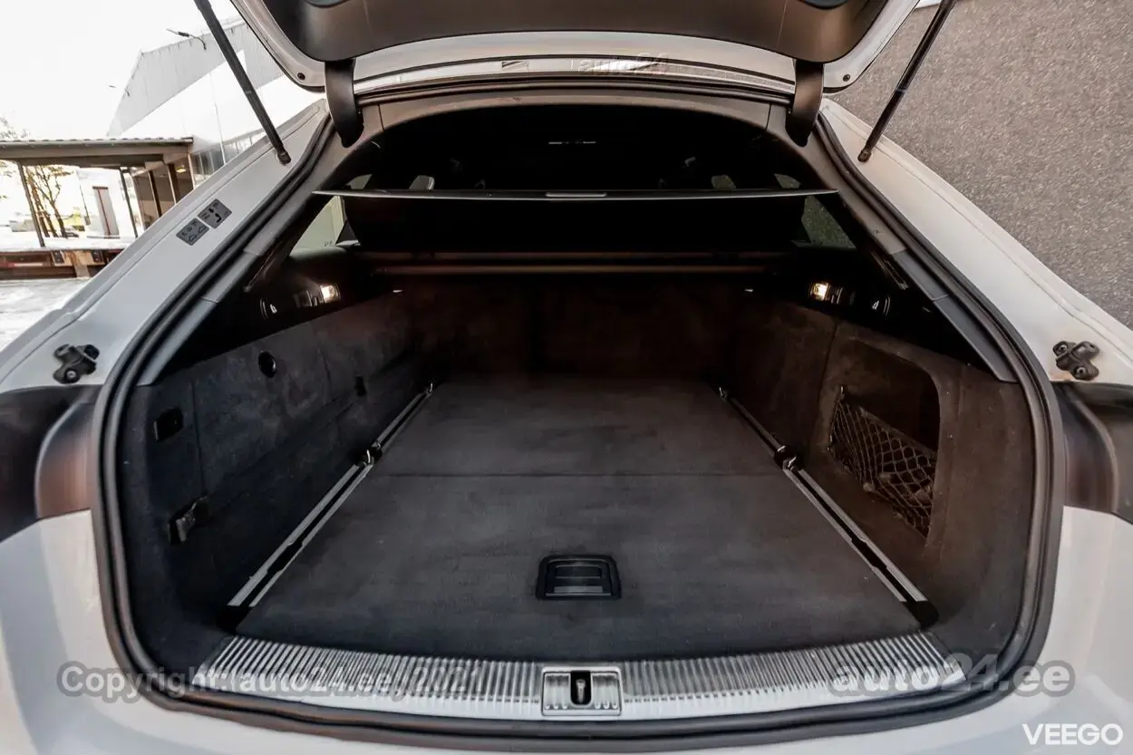 Audi A6 S-line 3.0 200kW