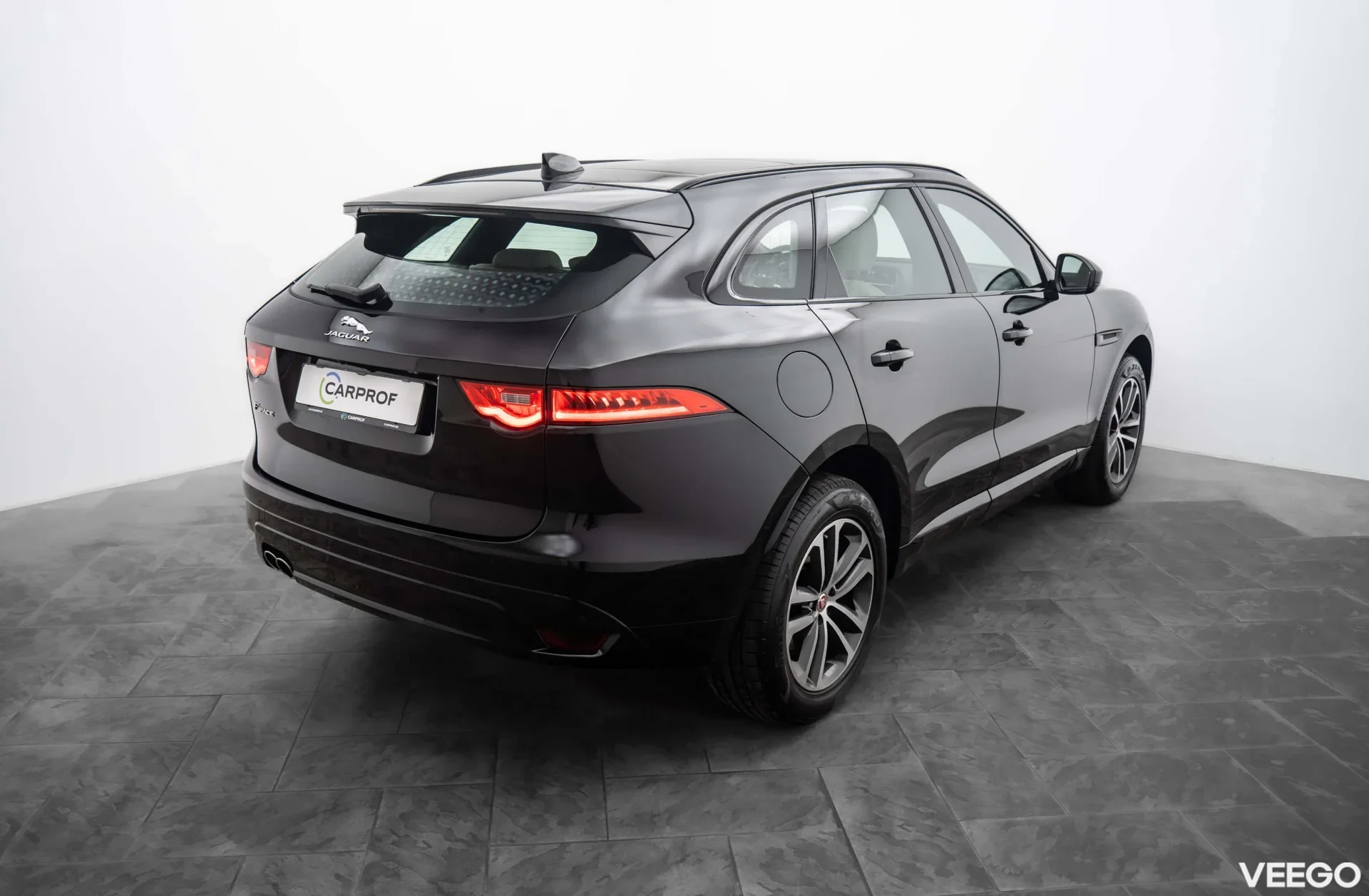 Jaguar F-Pace 2.0 132kW