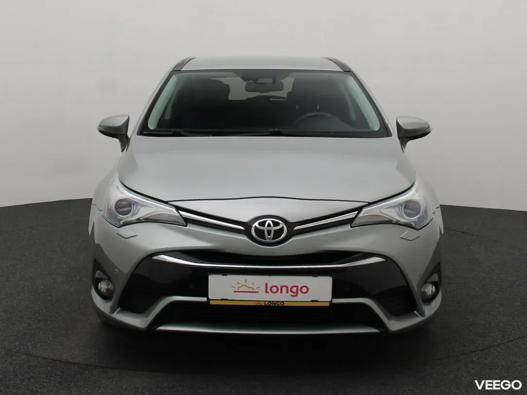Toyota Avensis 2 112kW