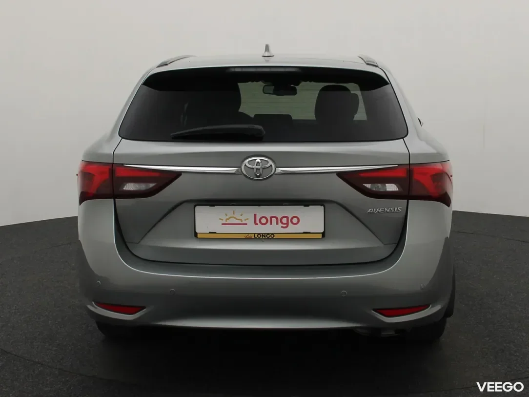 Toyota Avensis 2 112kW
