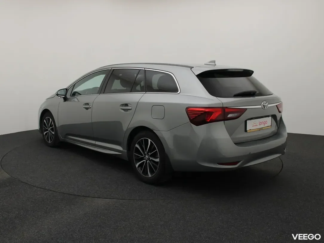 Toyota Avensis 2 112kW