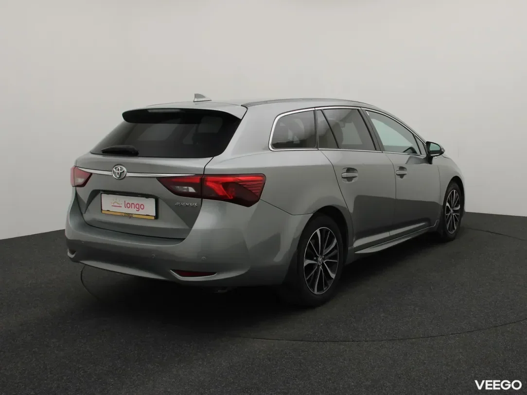 Toyota Avensis 2 112kW