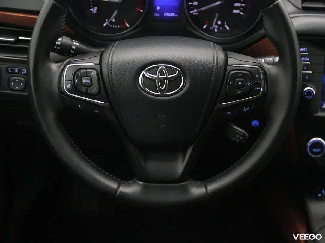 Toyota Avensis 2 112kW