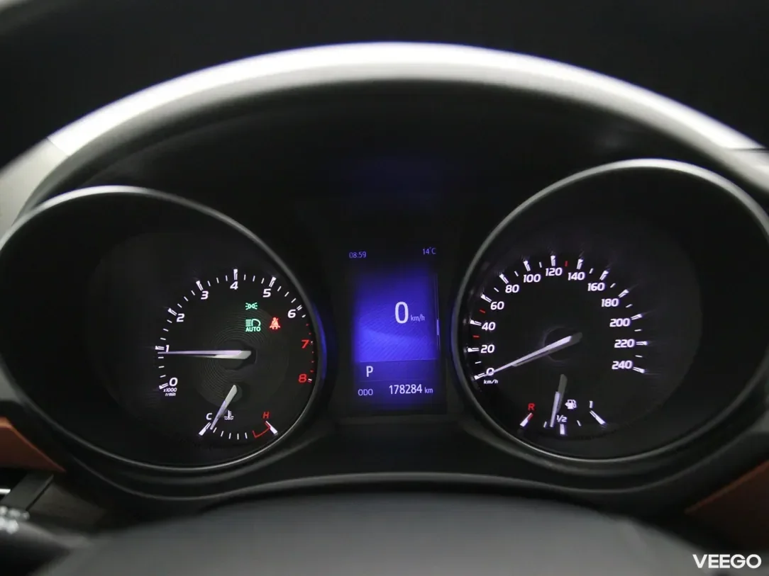 Toyota Avensis 2 112kW