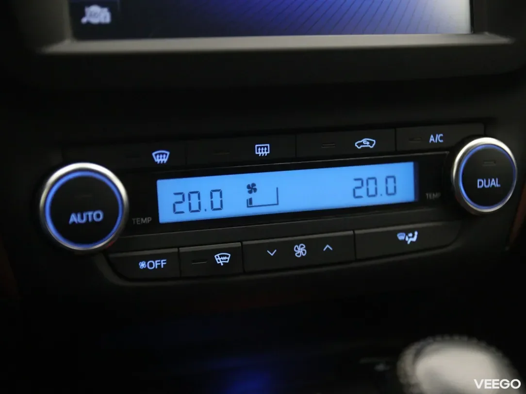 Toyota Avensis 2 112kW