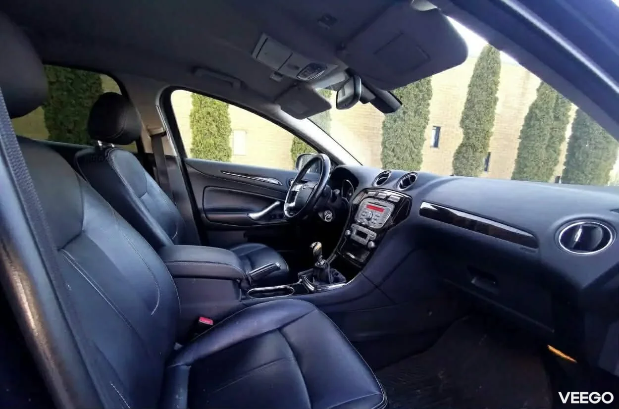 Ford Mondeo 1.8 92kW