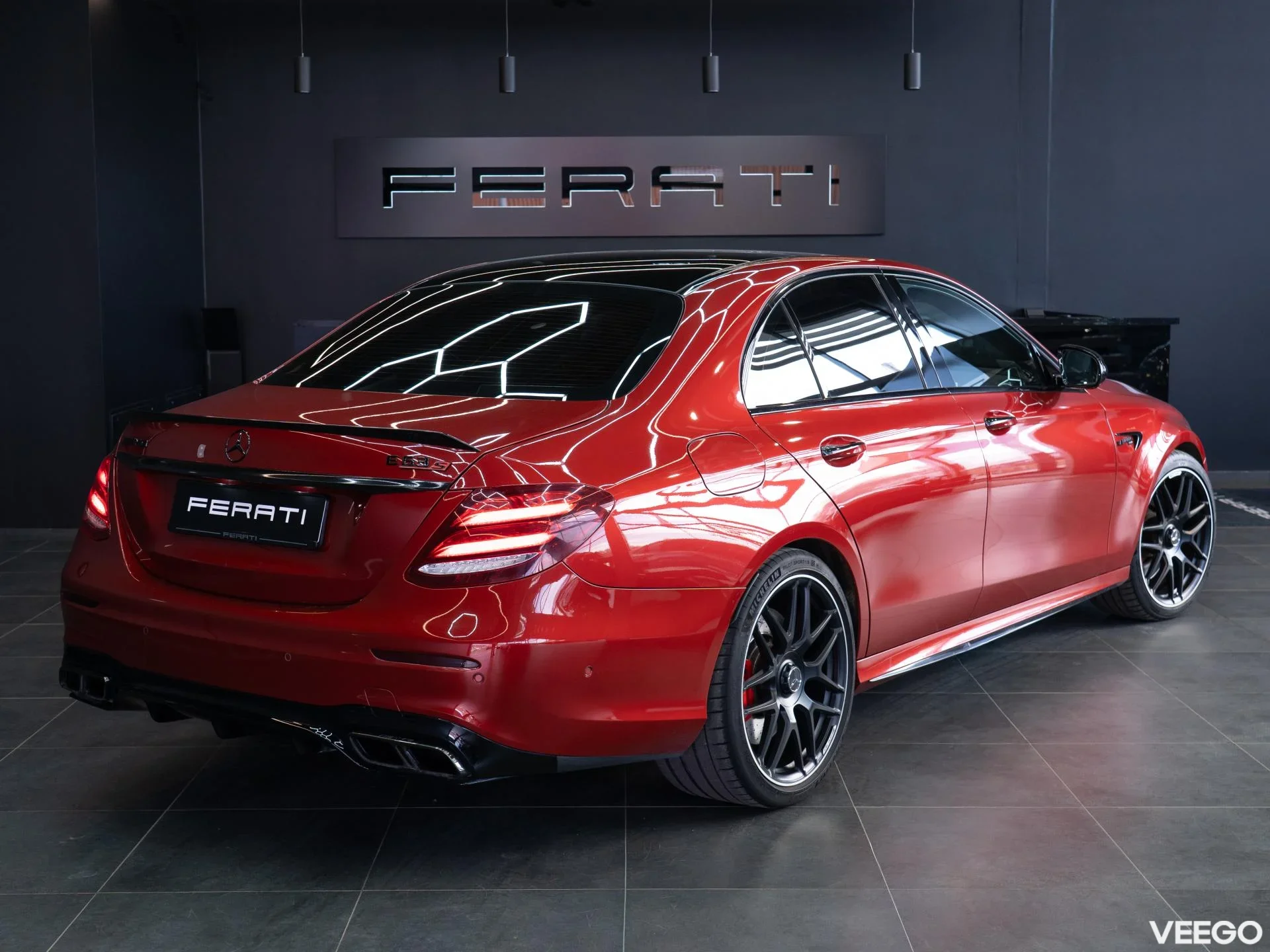 Mercedes-Benz E63 AMG 4.0 450kW