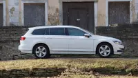 Volkswagen Passat R-line 4 MOTION 2.0 140kW thumbnail