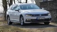 Volkswagen Passat R-line 4 MOTION 2.0 140kW thumbnail