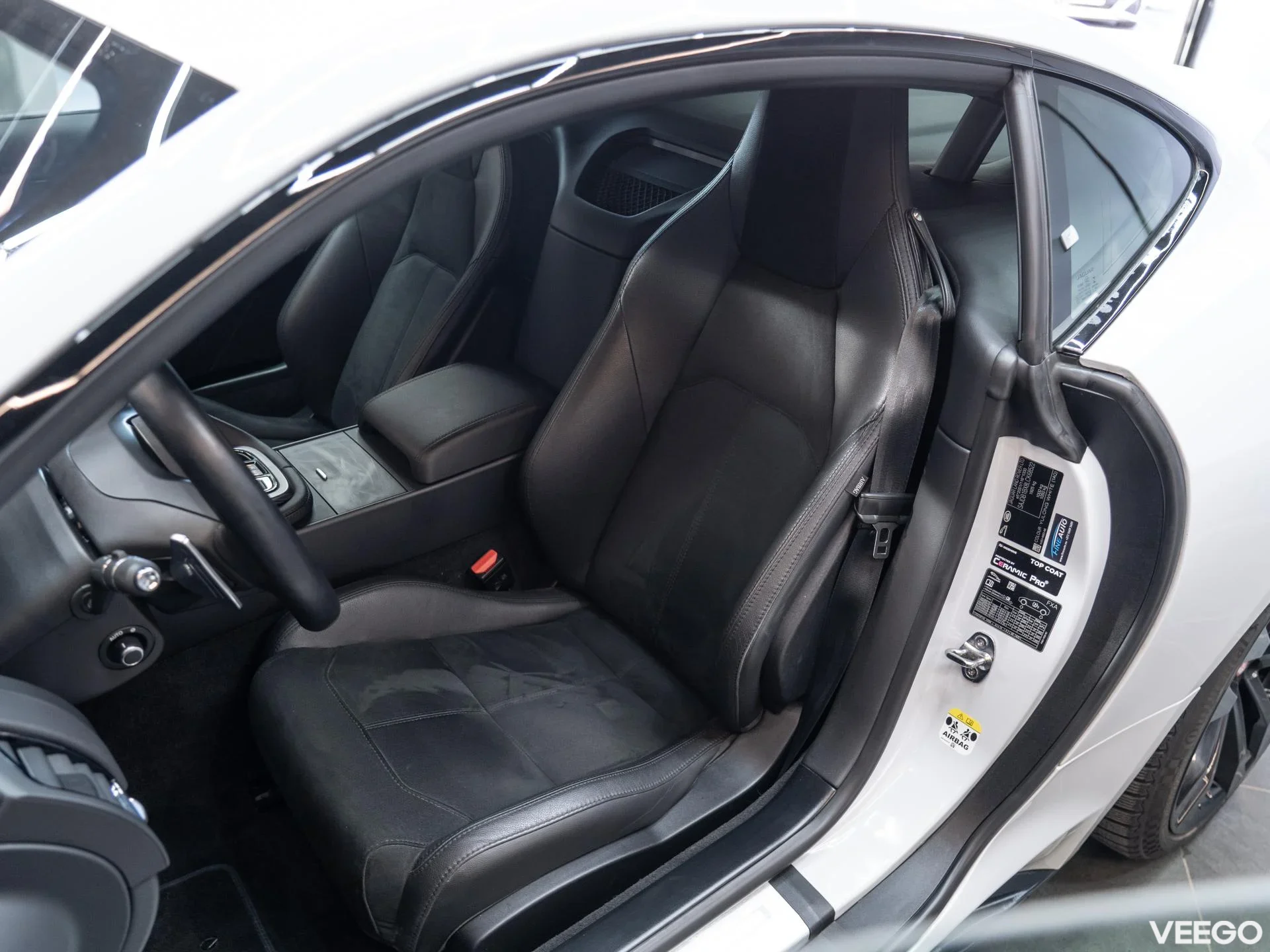 Jaguar F-Type 2.0 221kW