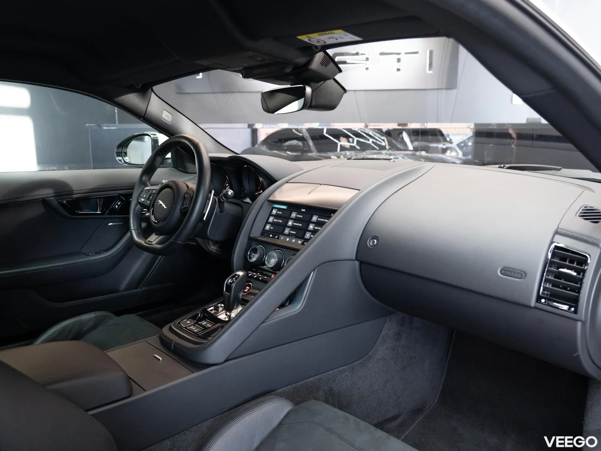 Jaguar F-Type 2.0 221kW