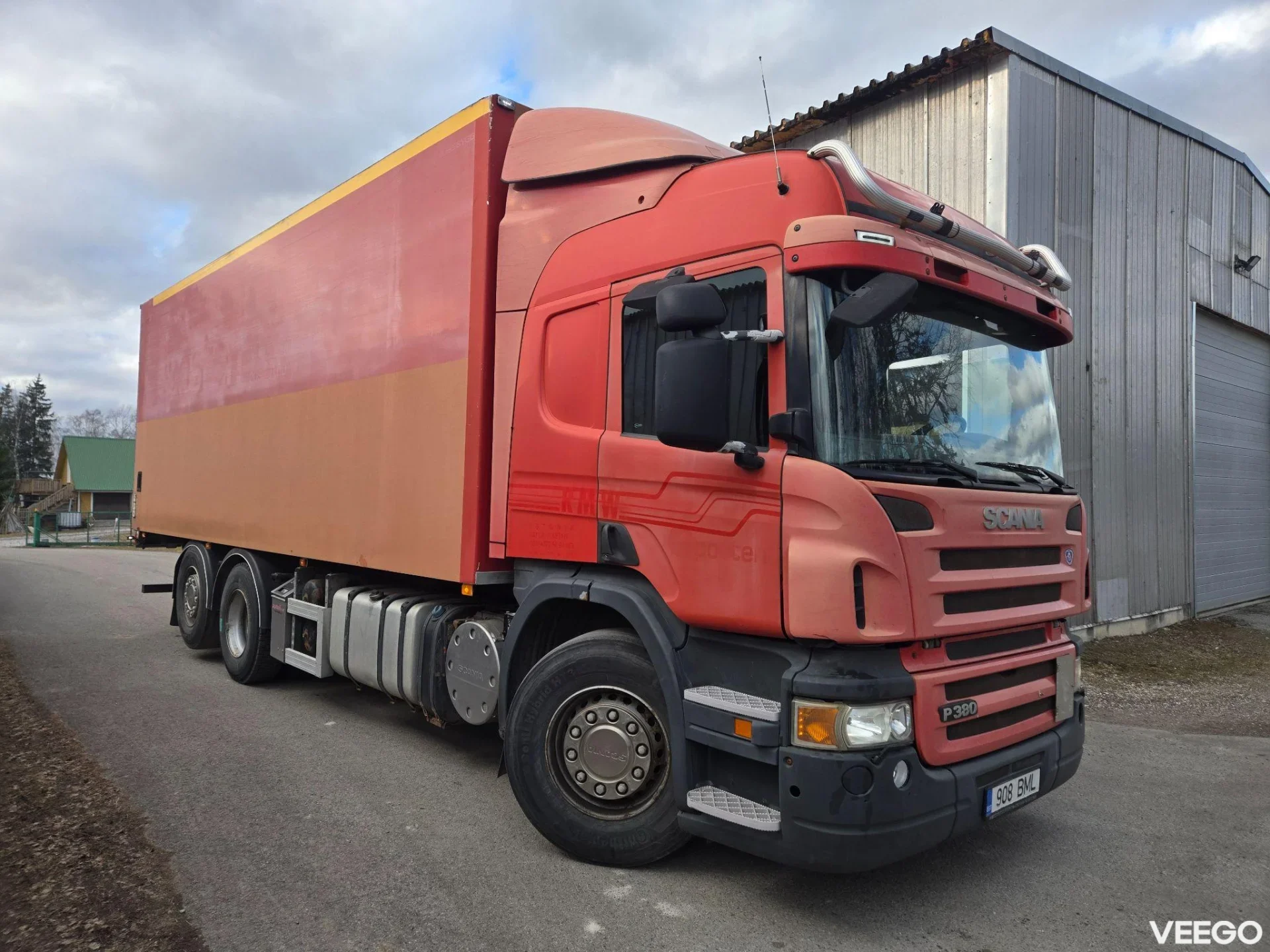 SCANIA P380 279kW