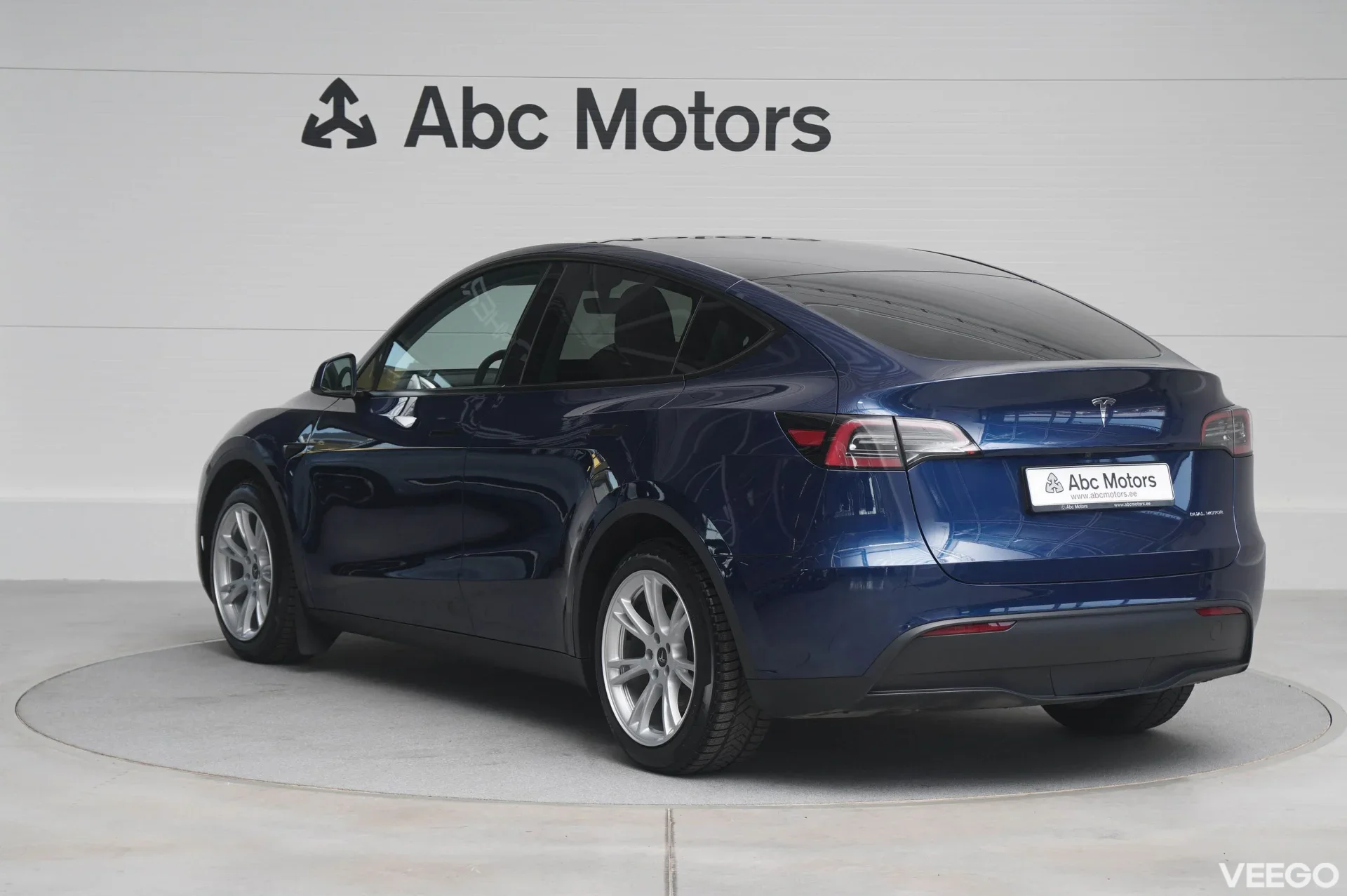 Tesla Model Y Long Range Dual Motor AWD 378kW