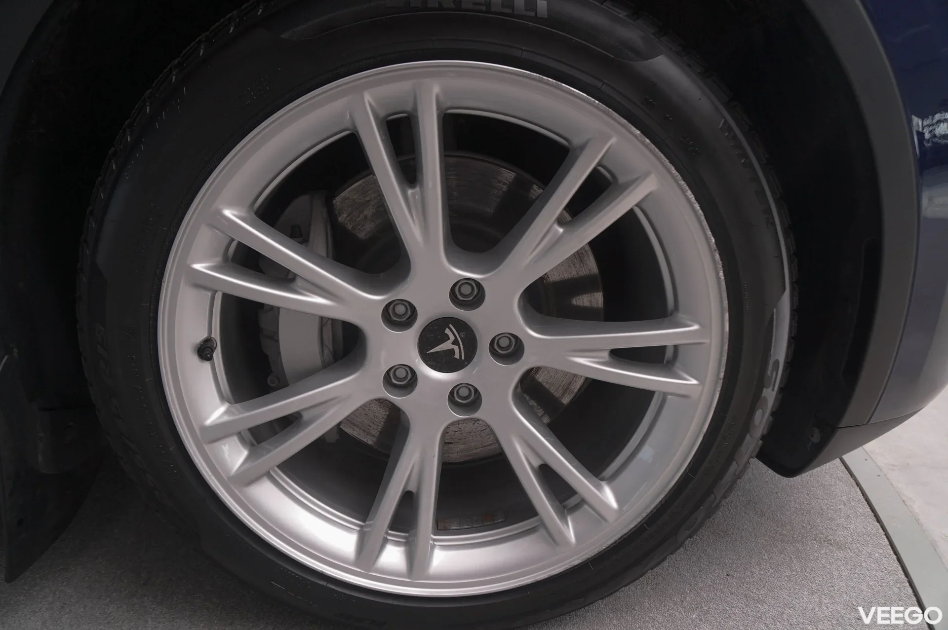 Tesla Model Y Long Range Dual Motor AWD 378kW