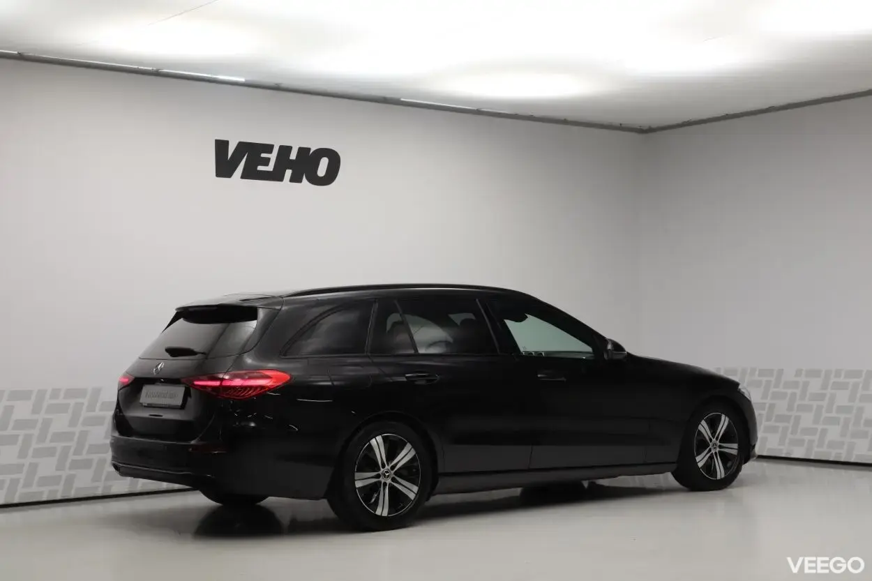 Mercedes-Benz C220 d Avantgarde Night Pakett 2 147kW