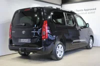 Toyota Proace City Verso Long Family 1.5 96kW thumbnail