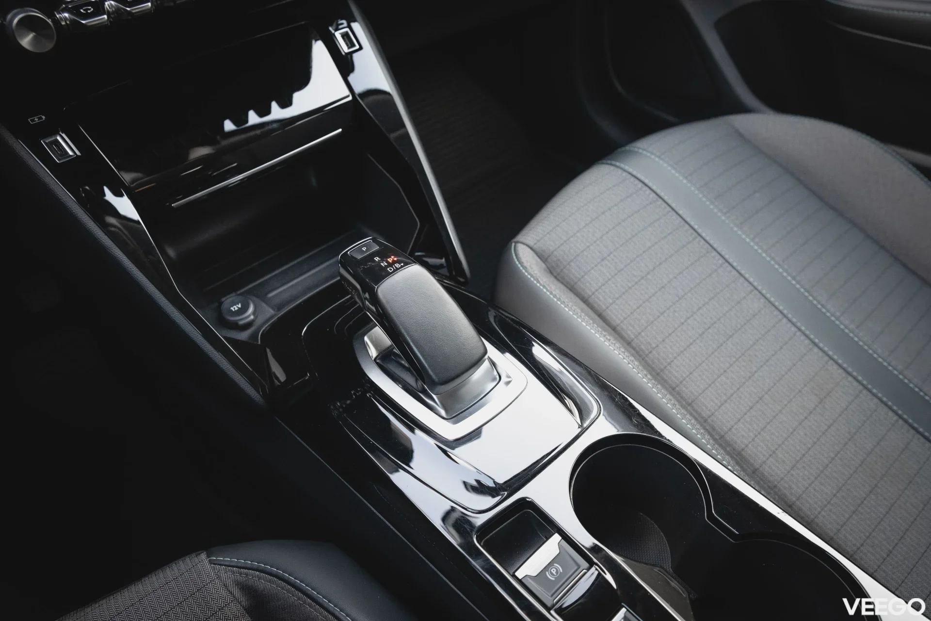 Peugeot 208 Allure 100kW