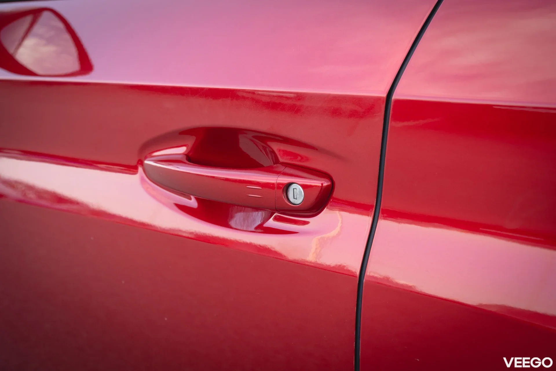 Peugeot 208 Allure 100kW