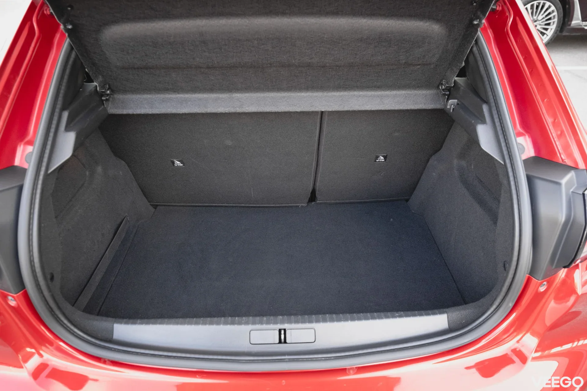 Peugeot 208 Allure 100kW