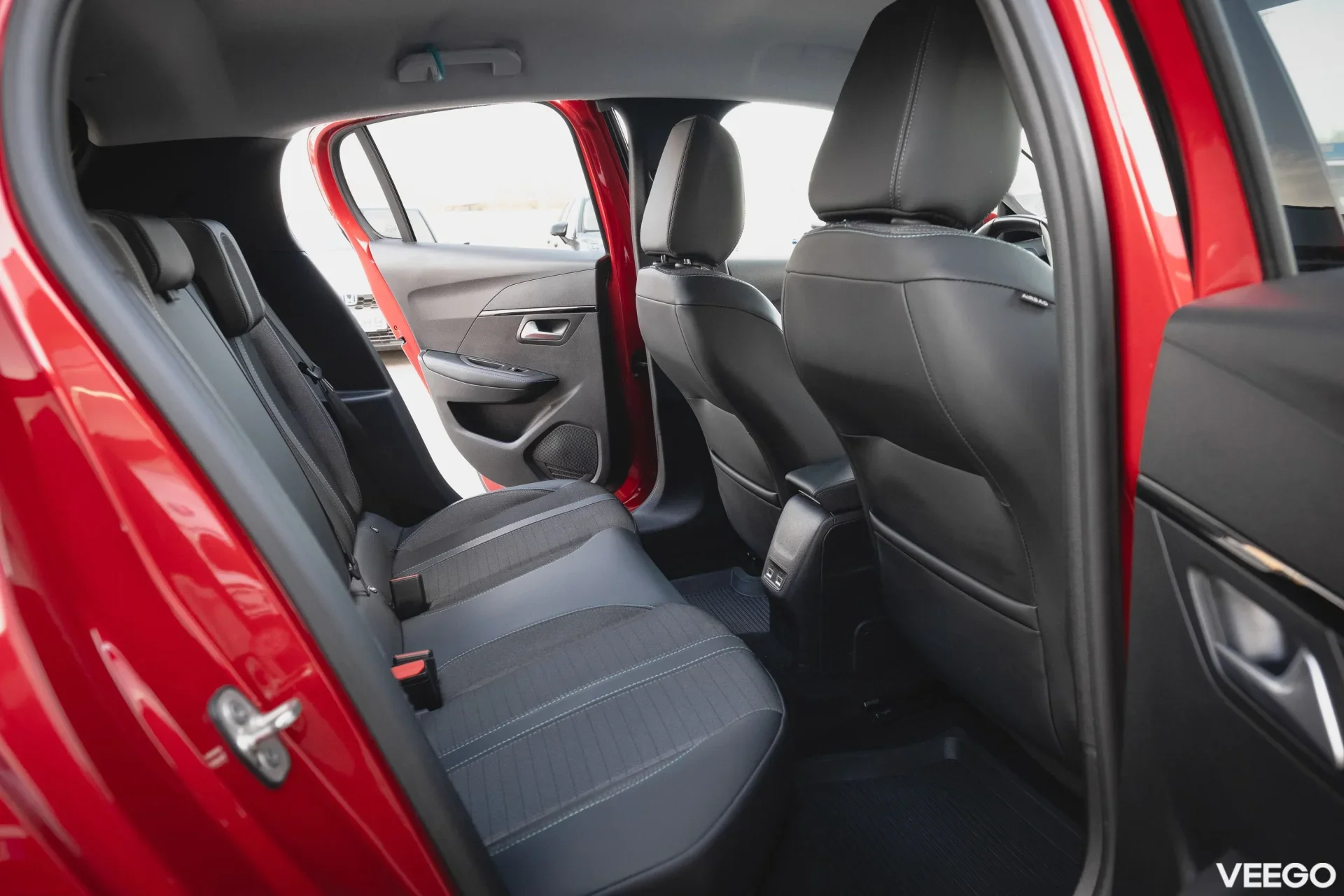 Peugeot 208 Allure 100kW