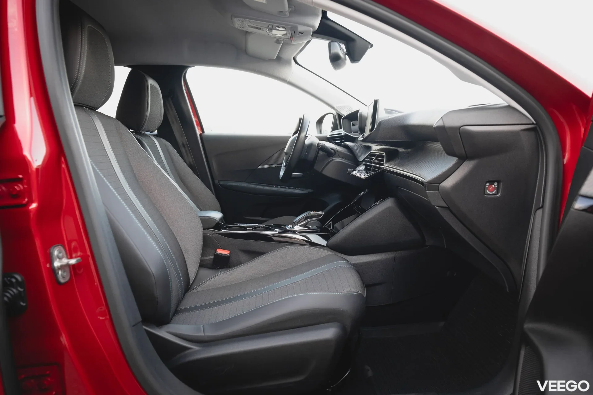 Peugeot 208 Allure 100kW