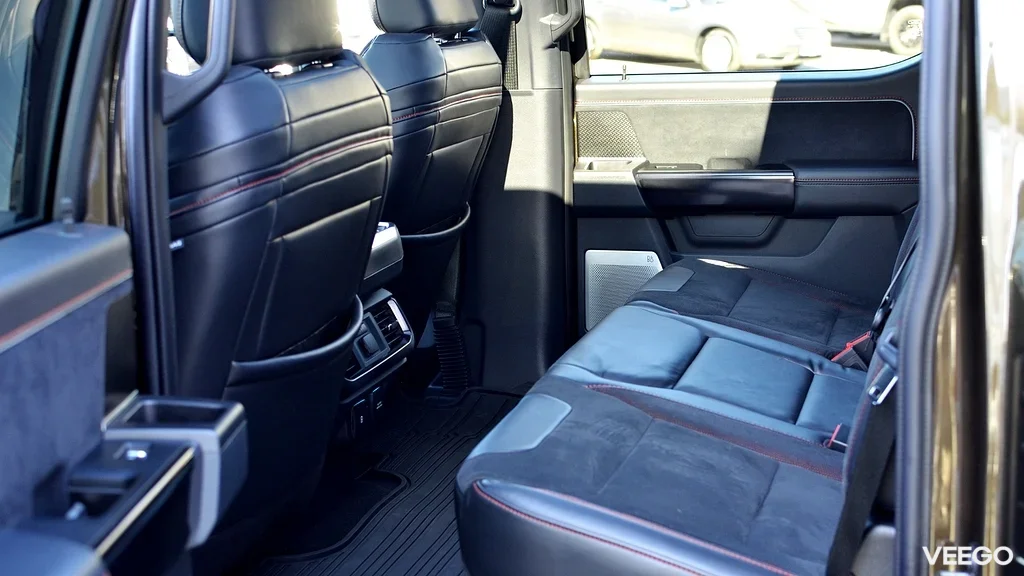 Ford F-150 RAPTOR R 5.2 529kW