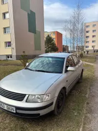 Volkswagen Passat 1.9 85kW thumbnail