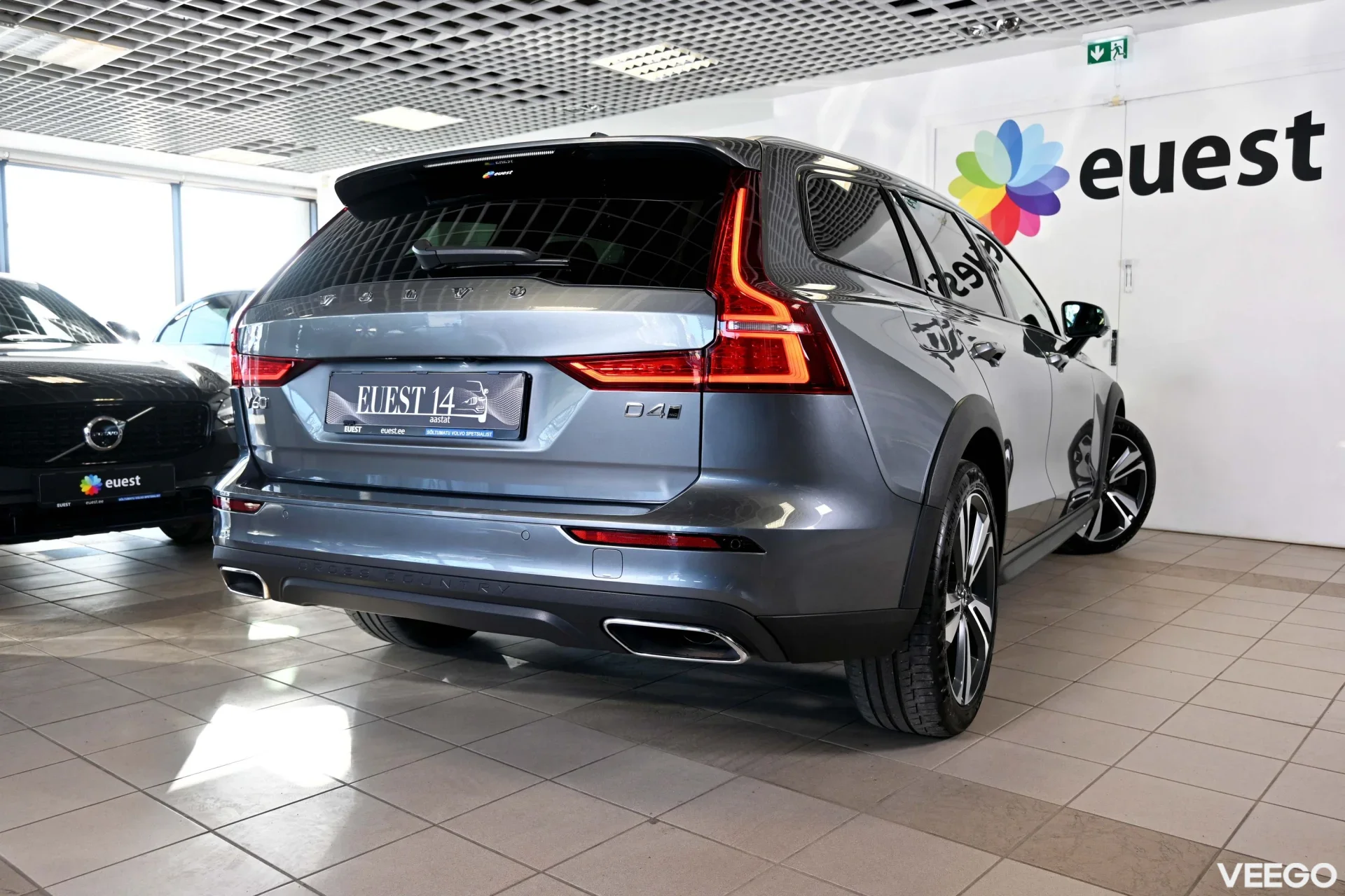 Volvo V60 Cross Country AWD H&K INSCRIPTION INTELLI SAFE PRO 2 140kW