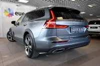 Volvo V60 Cross Country AWD H&K INSCRIPTION INTELLI SAFE PRO 2 140kW thumbnail