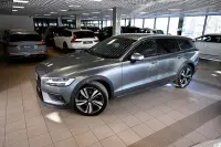 Volvo V60 Cross Country AWD H&K INSCRIPTION INTELLI SAFE PRO 2 140kW thumbnail