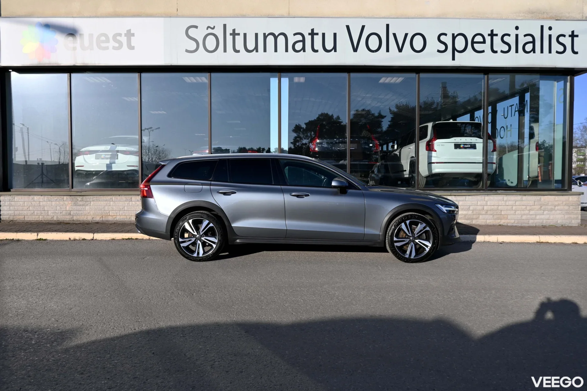 Volvo V60 Cross Country AWD H&K INSCRIPTION INTELLI SAFE PRO 2 140kW