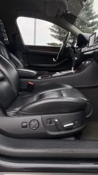 Audi A8 Long 4.2 240kW thumbnail