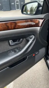 Audi A8 Long 4.2 240kW thumbnail