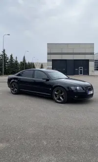 Audi A8 Long 4.2 240kW thumbnail