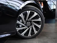 Mercedes-Benz E300 2.0 150kW thumbnail