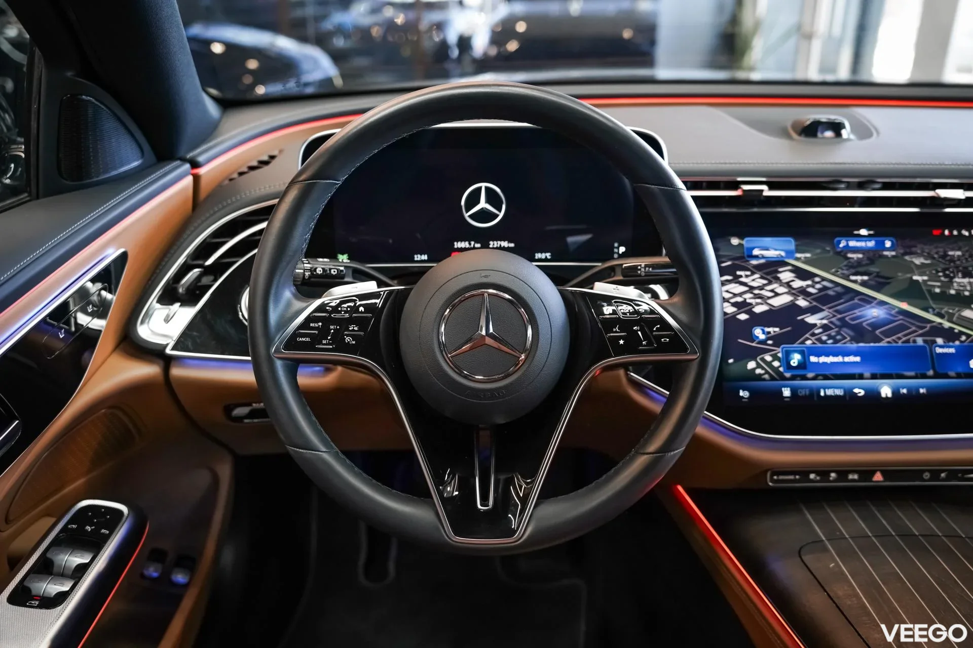 Mercedes-Benz E300 2.0 150kW