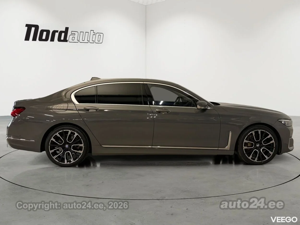 BMW 745 Le xDrive Plug-In 3 290kW
