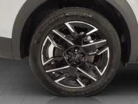 Peugeot 5008 GT Hybrid 145 e-DCS6 100kW thumbnail